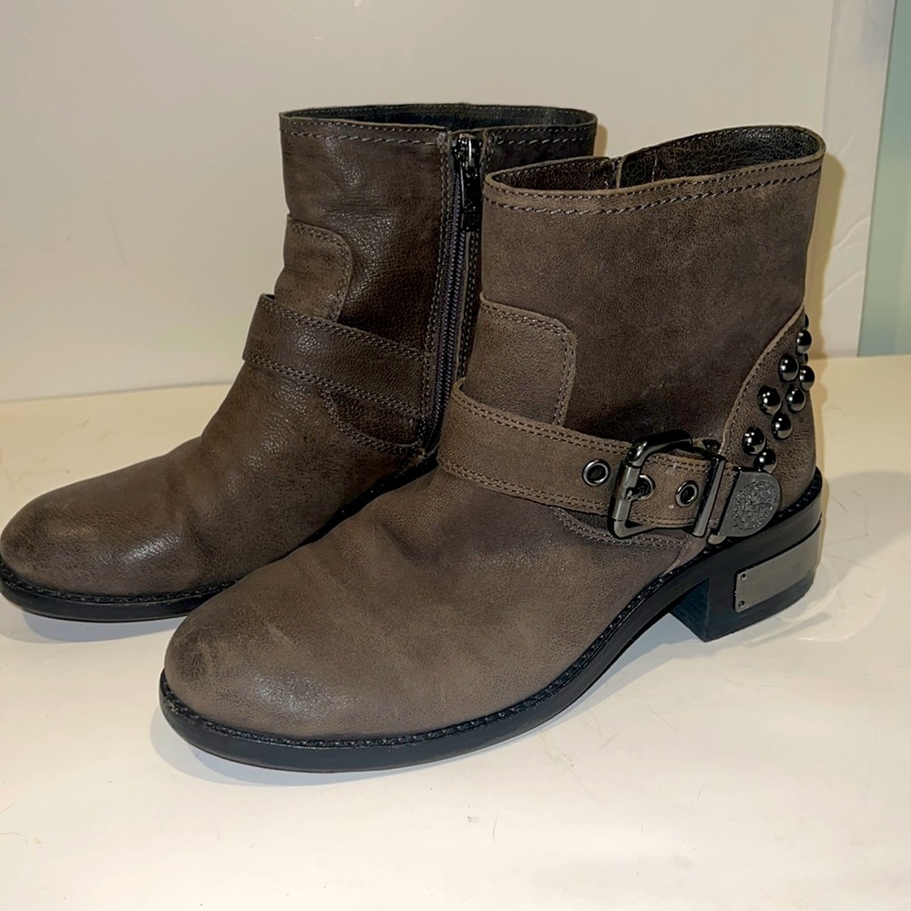 Vince Camuto Windetta Ankle Boots Sz 8